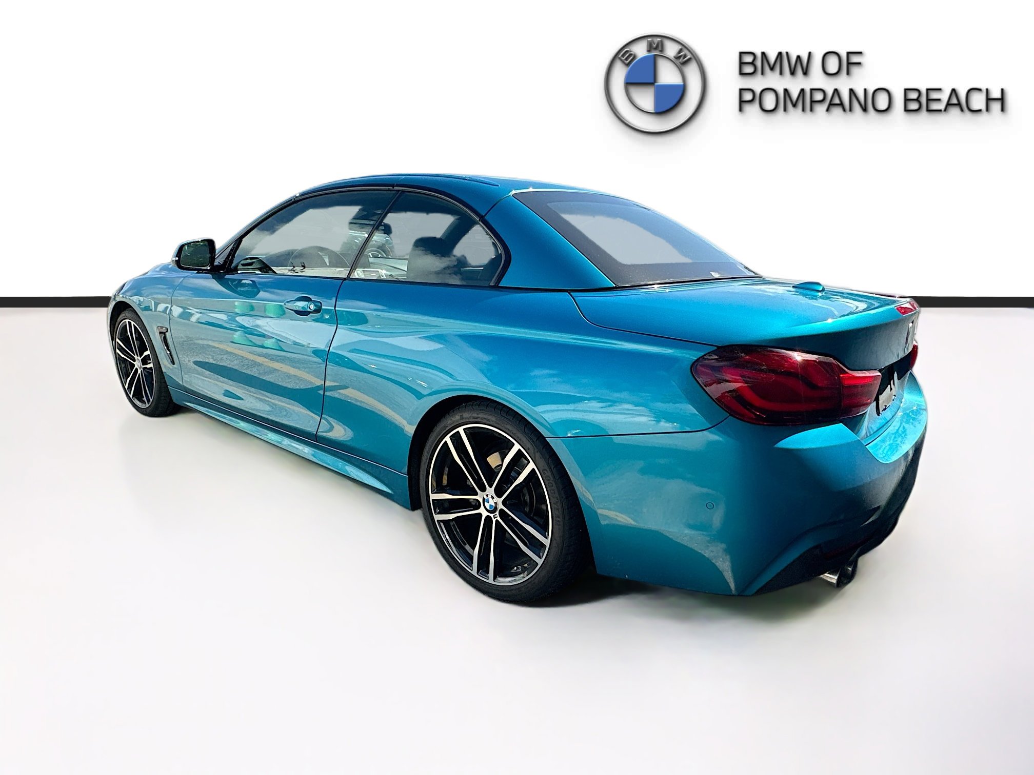 Used 2020 BMW 430i Convertible w/ M Sport Package image 4