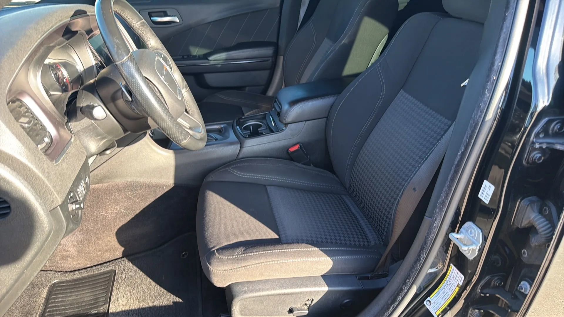 Used 2018 Dodge Charger GT w/ Driver Confidence Group image 38