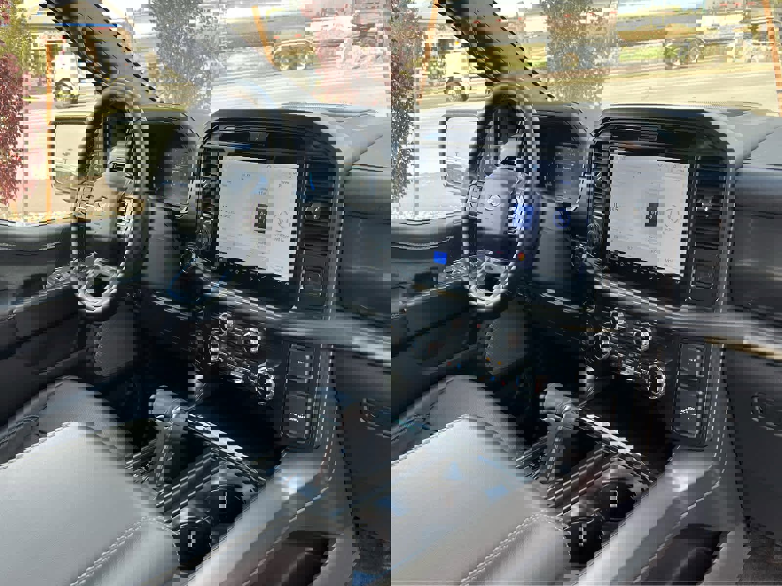 Used 2024 Ford F150 Lightning Flash w/ Max Trailer Tow Package AWD/4WD image 20