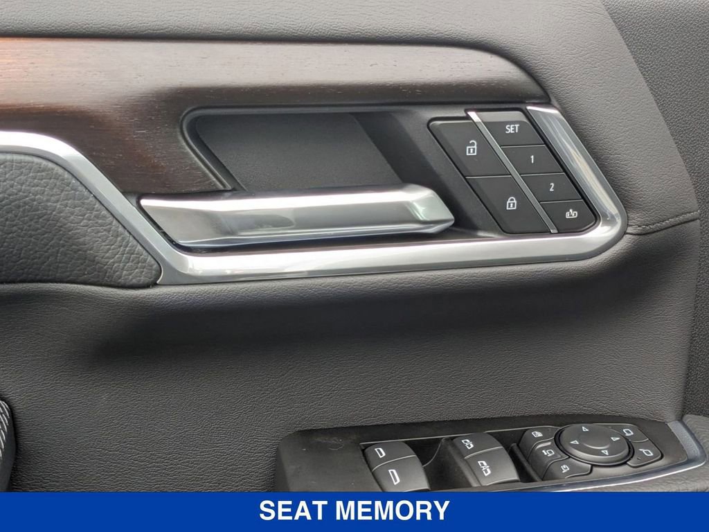 New 2025 GMC Sierra 2500 Denali w/ Denali Reserve Package image 12