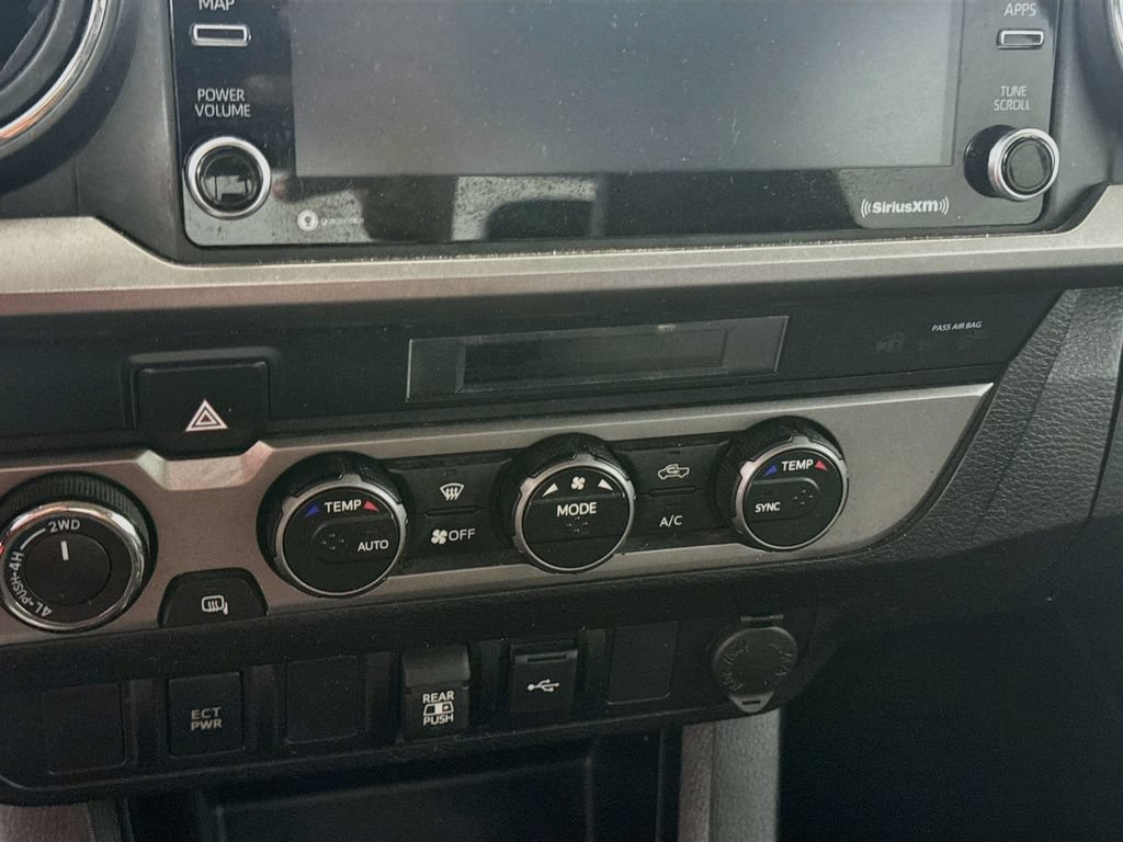 Certified 2021 Toyota Tacoma SR5 AWD/4WD image 14