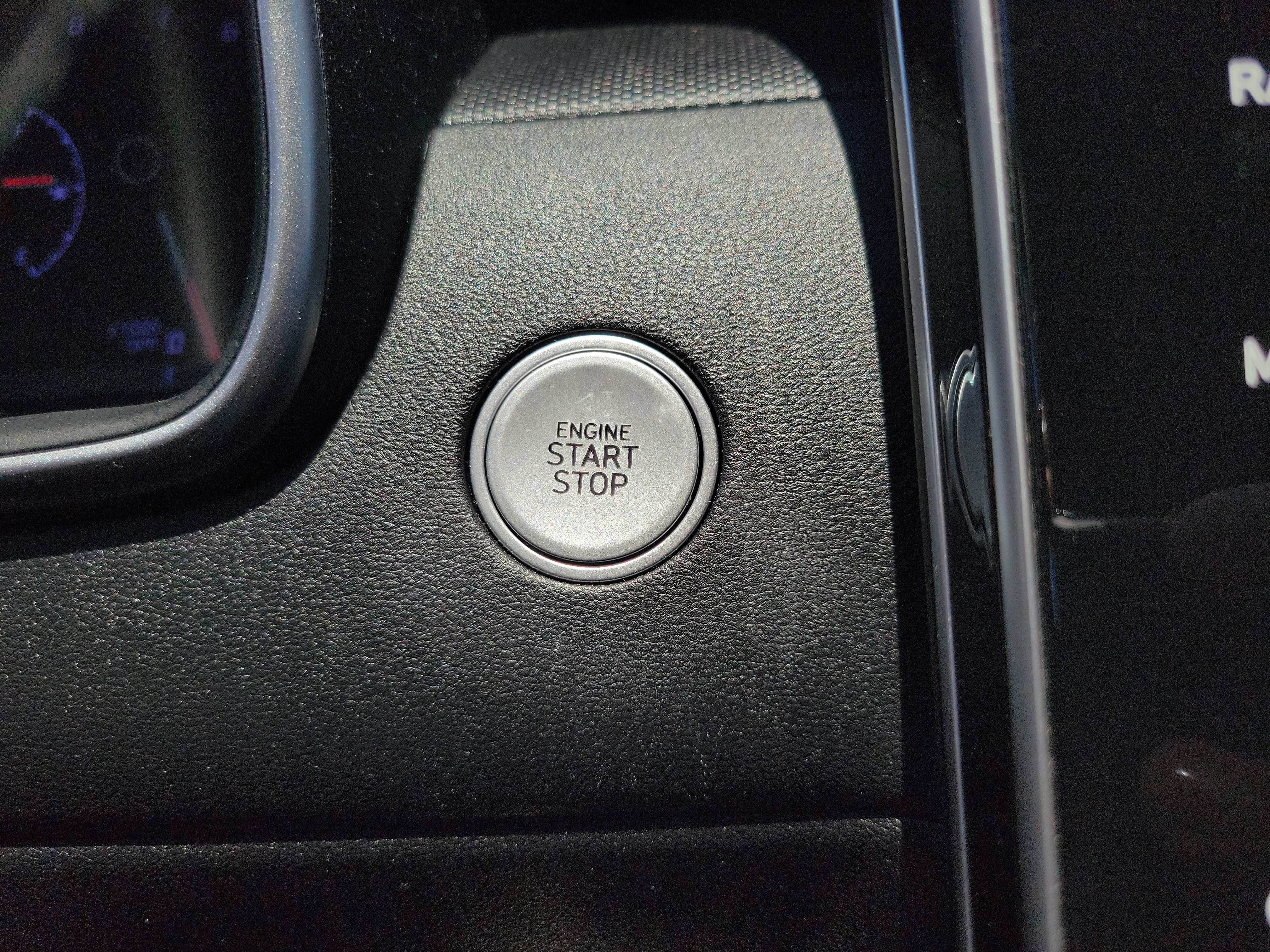 Used 2023 Hyundai Santa Cruz SEL AWD/4WD image 32