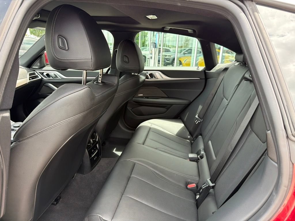 Used 2025 BMW 430i w/ Premium Package RWD image 27