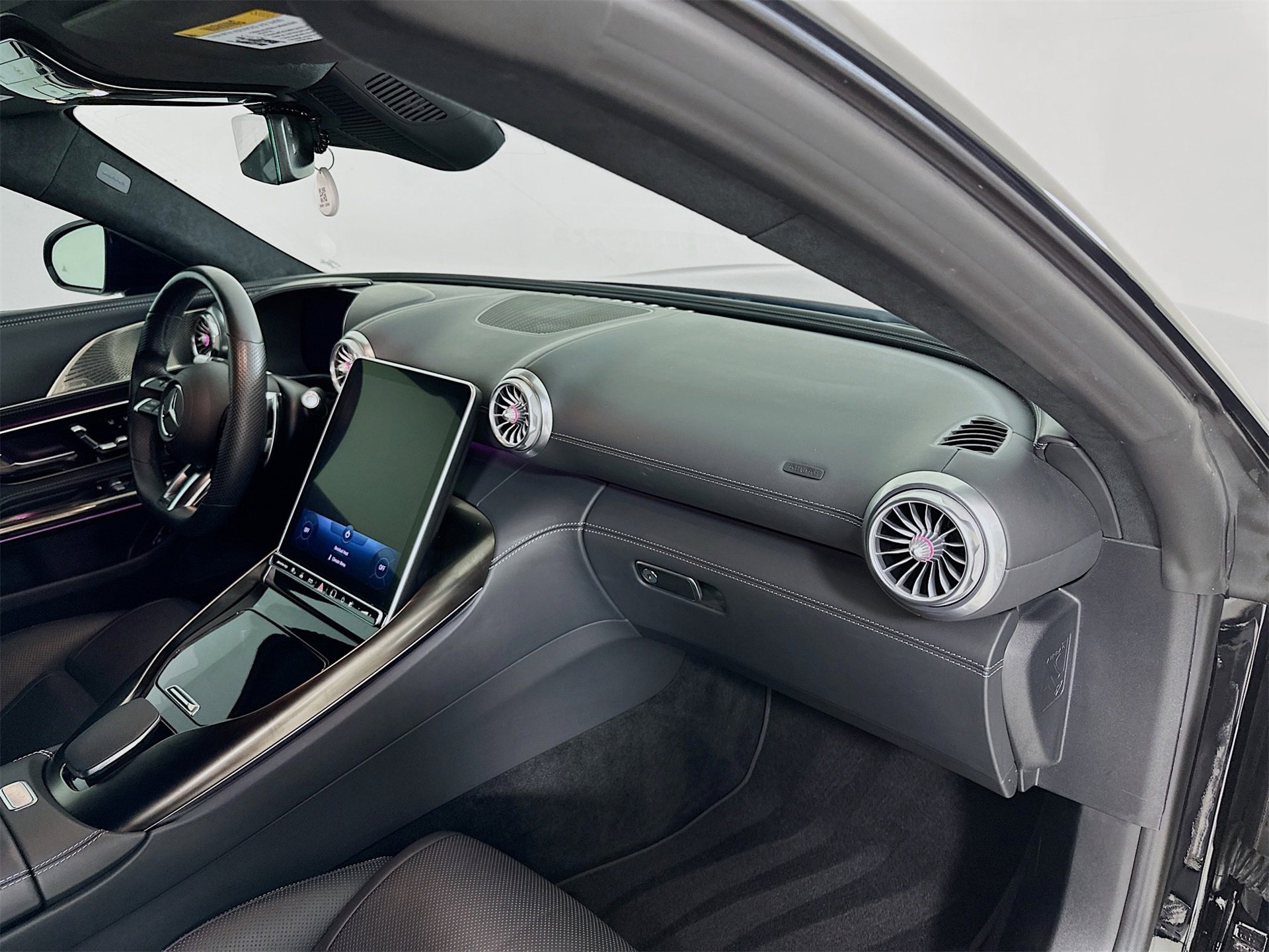 Certified 2022 Mercedes-Benz SL 55 AMG 4MATIC image 30