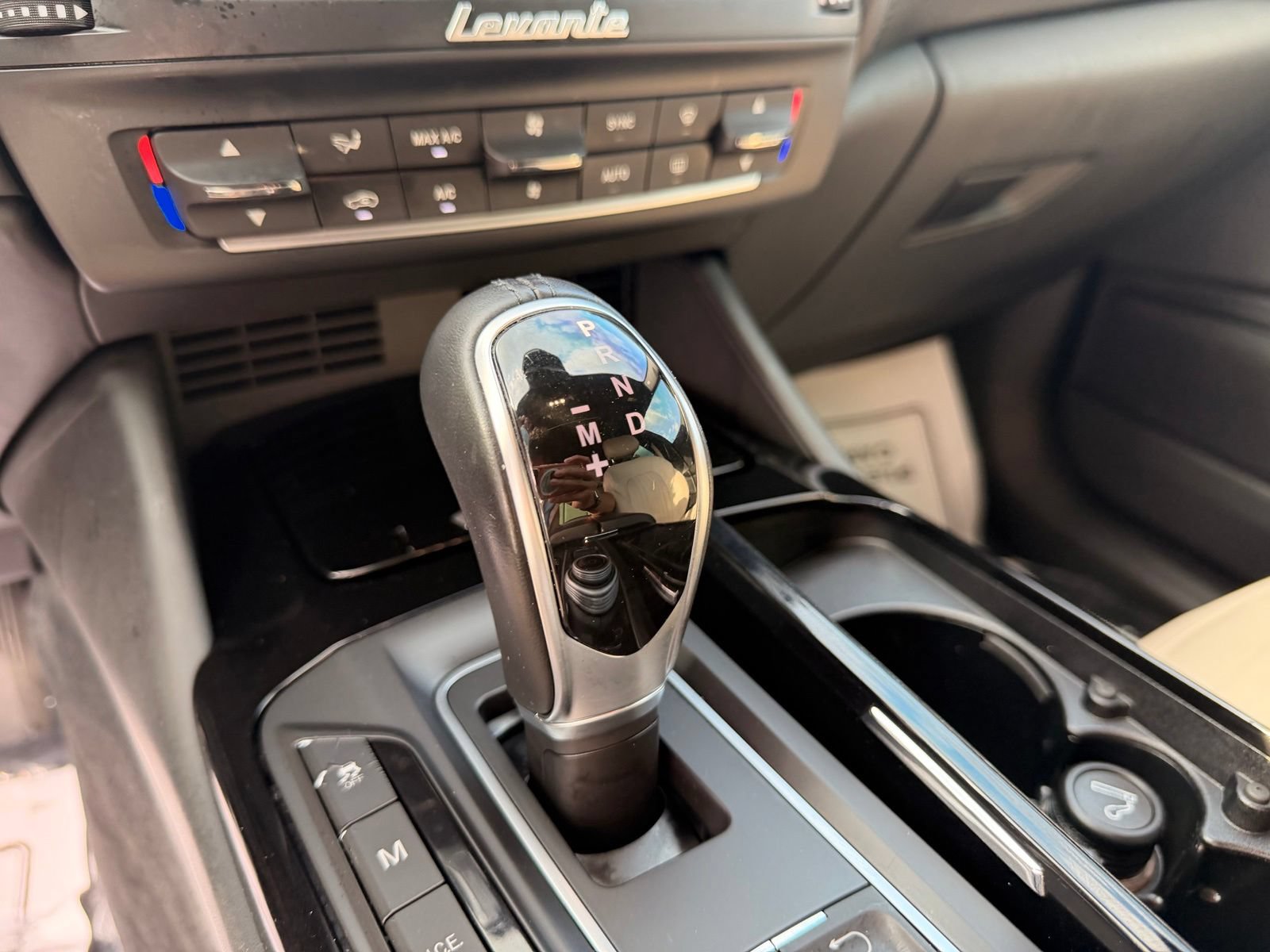Used 2017 Maserati Levante S AWD/4WD image 26
