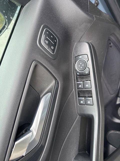 Used 2023 Ford Escape ST-Line Elite w/ Premium Technology Package AWD/4WD image 17