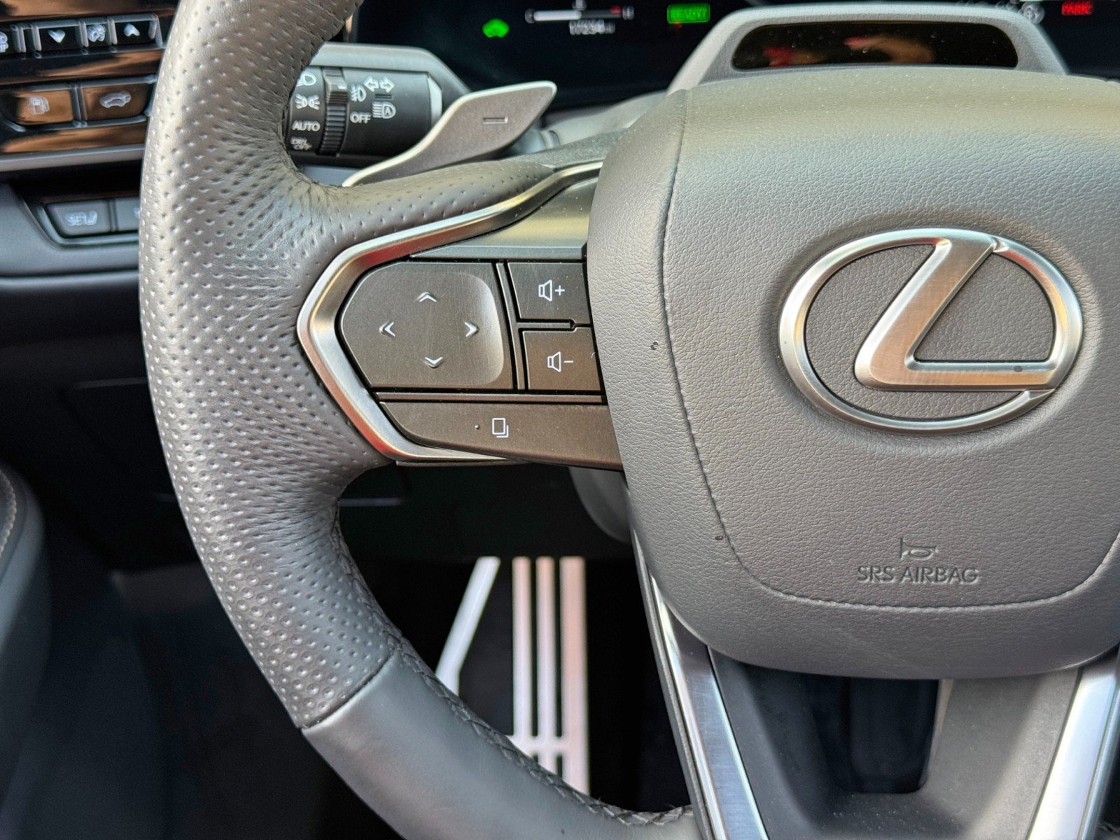 Used 2024 Lexus TX 500h AWD w/ Technology Package image 21