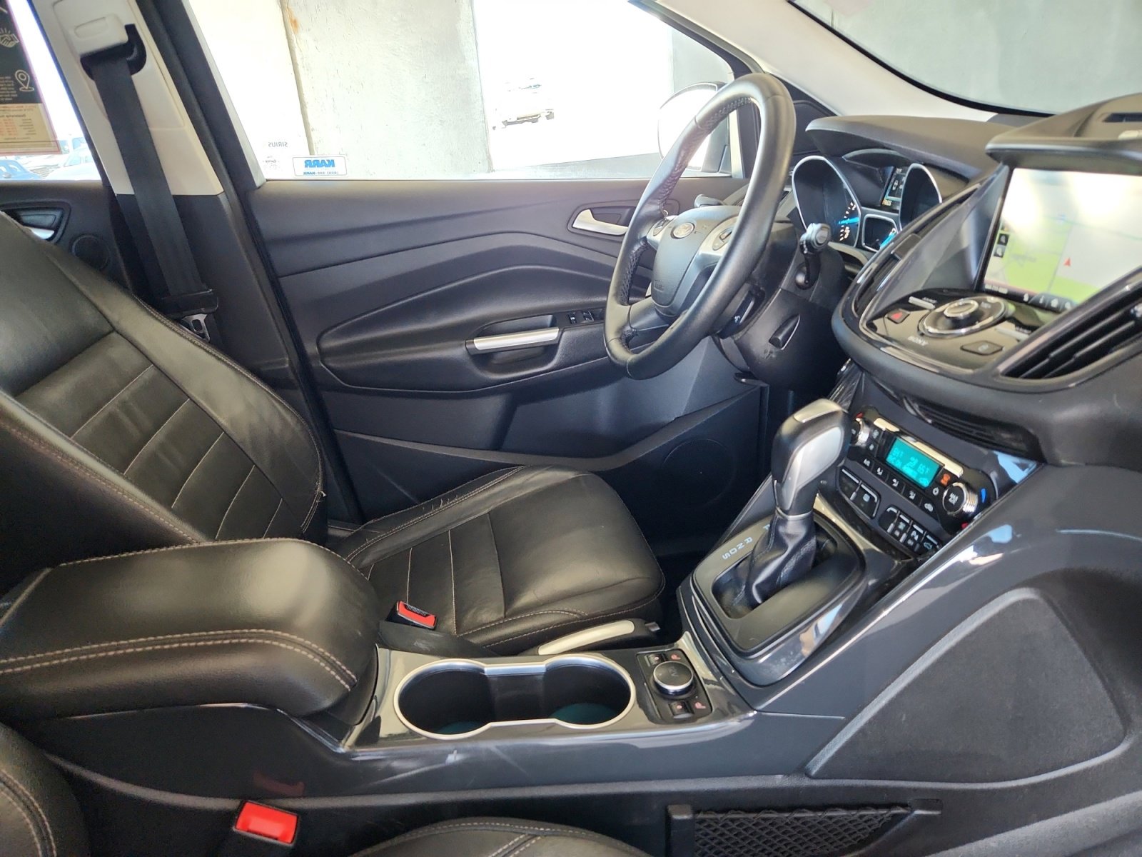 Used 2014 Ford Escape Titanium w/ Equipment Group 401A image 19