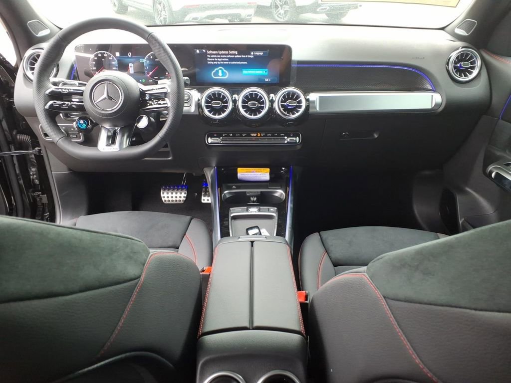 New 2026 Mercedes-Benz GLB 35 AMG 4MATIC image 28