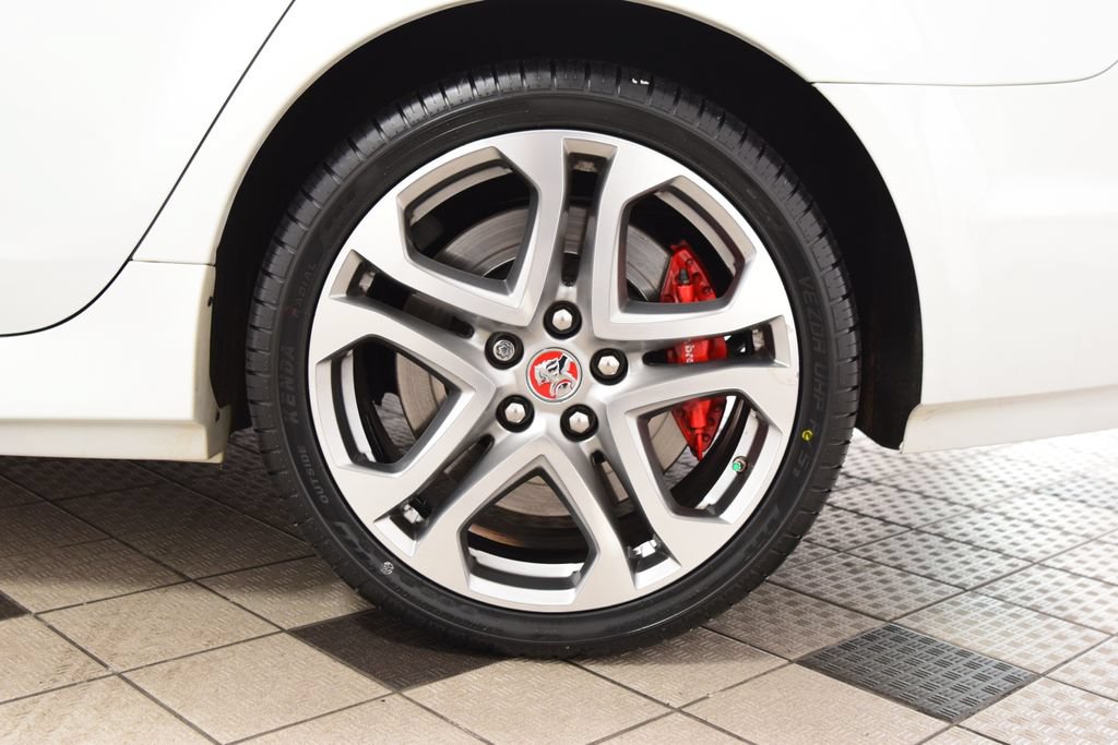 Used 2017 Chevrolet SS RWD image 24