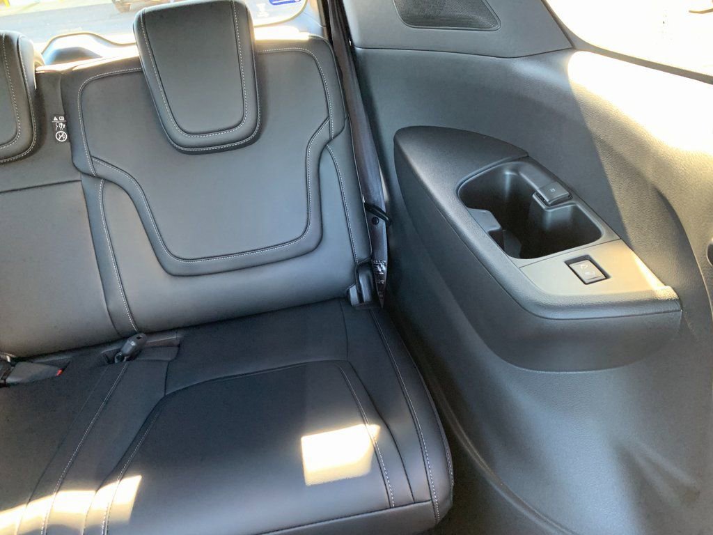 New 2026 Nissan Armada PRO-4X image 32