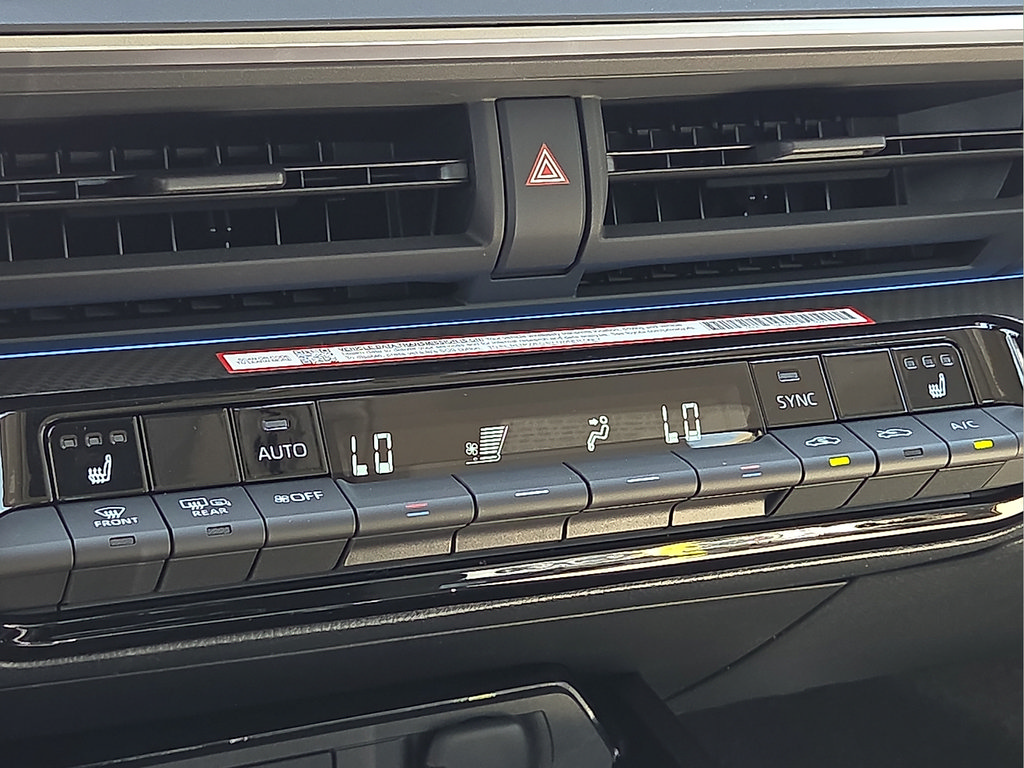 New 2027 Toyota Prius XLE FWD image 22
