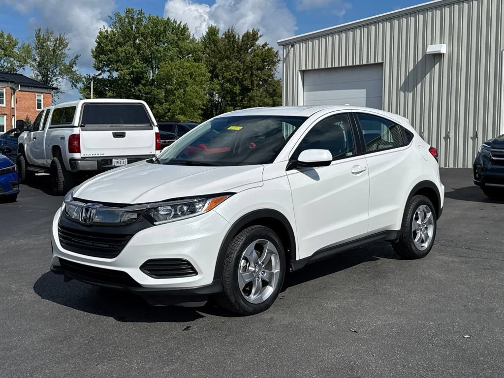 Certified 2021 Honda HR-V LX image 3