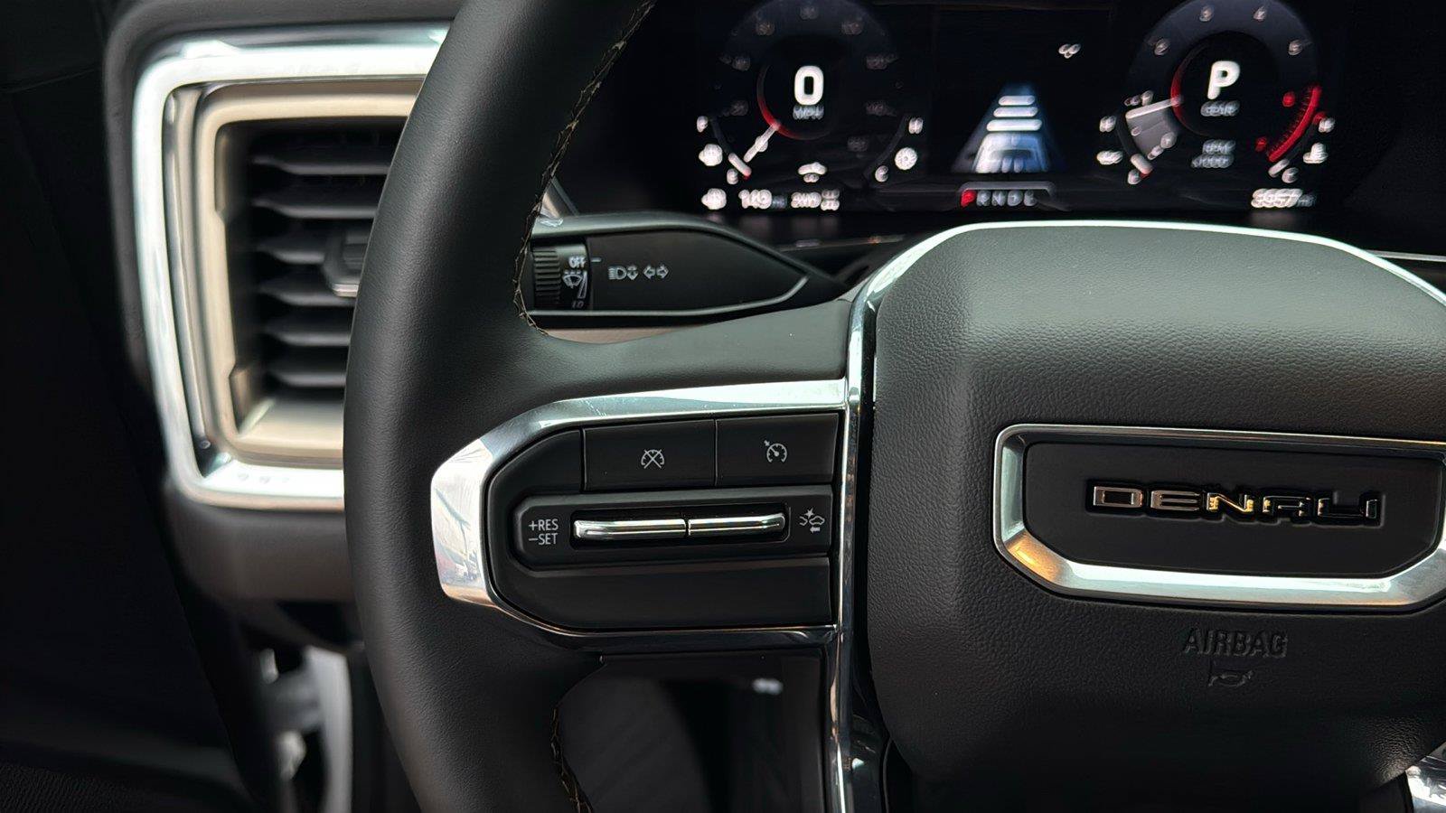 Used 2026 GMC Canyon Denali AWD/4WD image 19