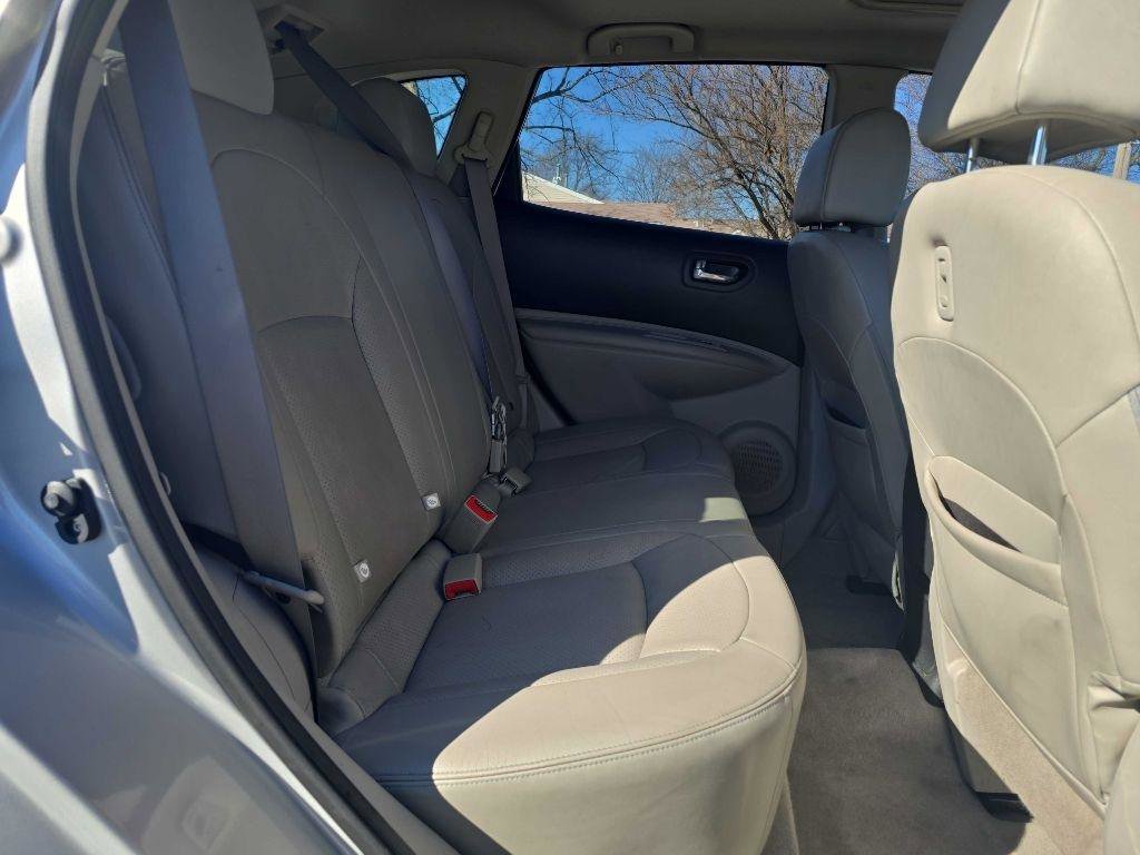 Used 2012 Nissan Rogue SL image 30