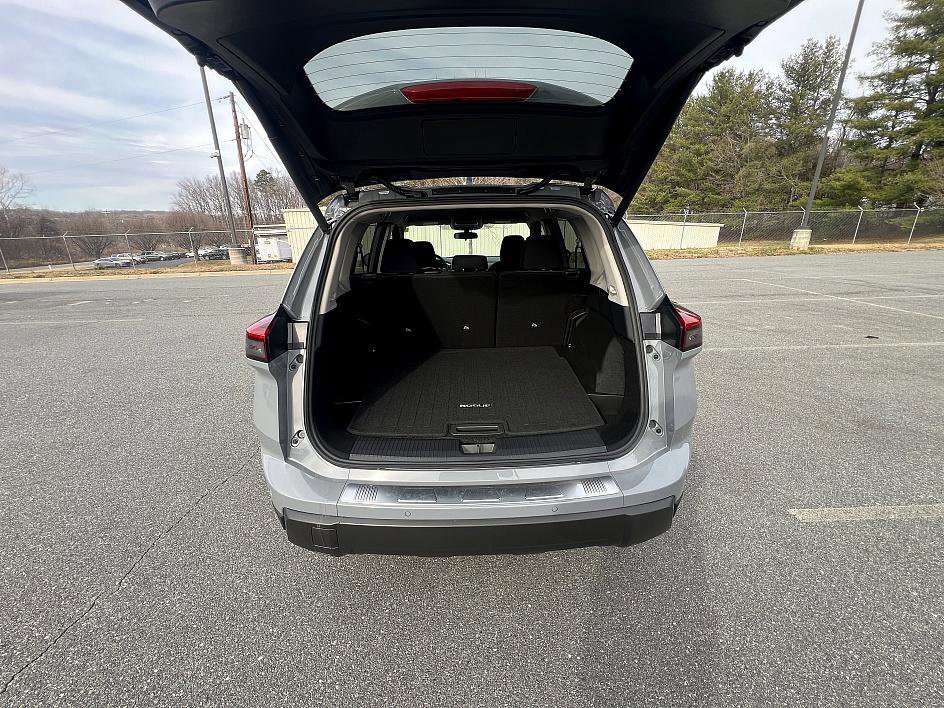 New 2026 Nissan Rogue SV image 23