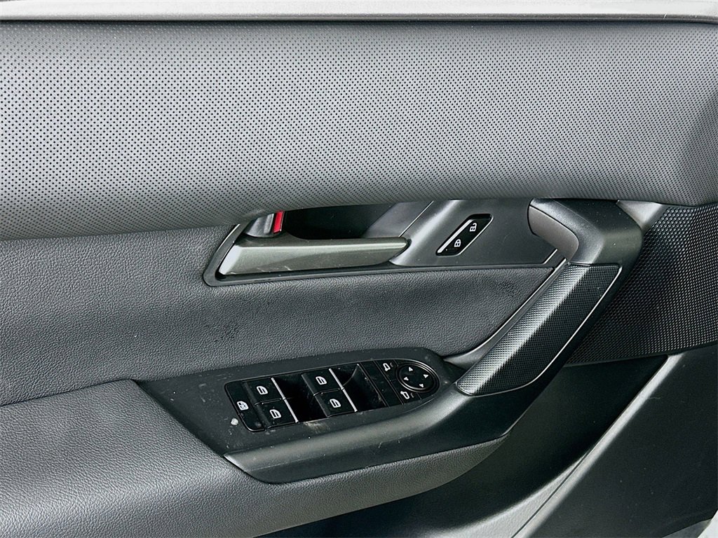 Certified 2025 MAZDA CX-50 2.5 Hybrid w/ Weather Package image 21