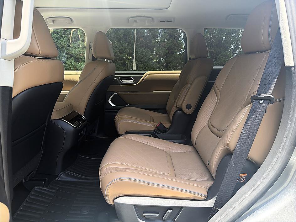 New 2027 INFINITI QX80 Luxe AWD/4WD image 4