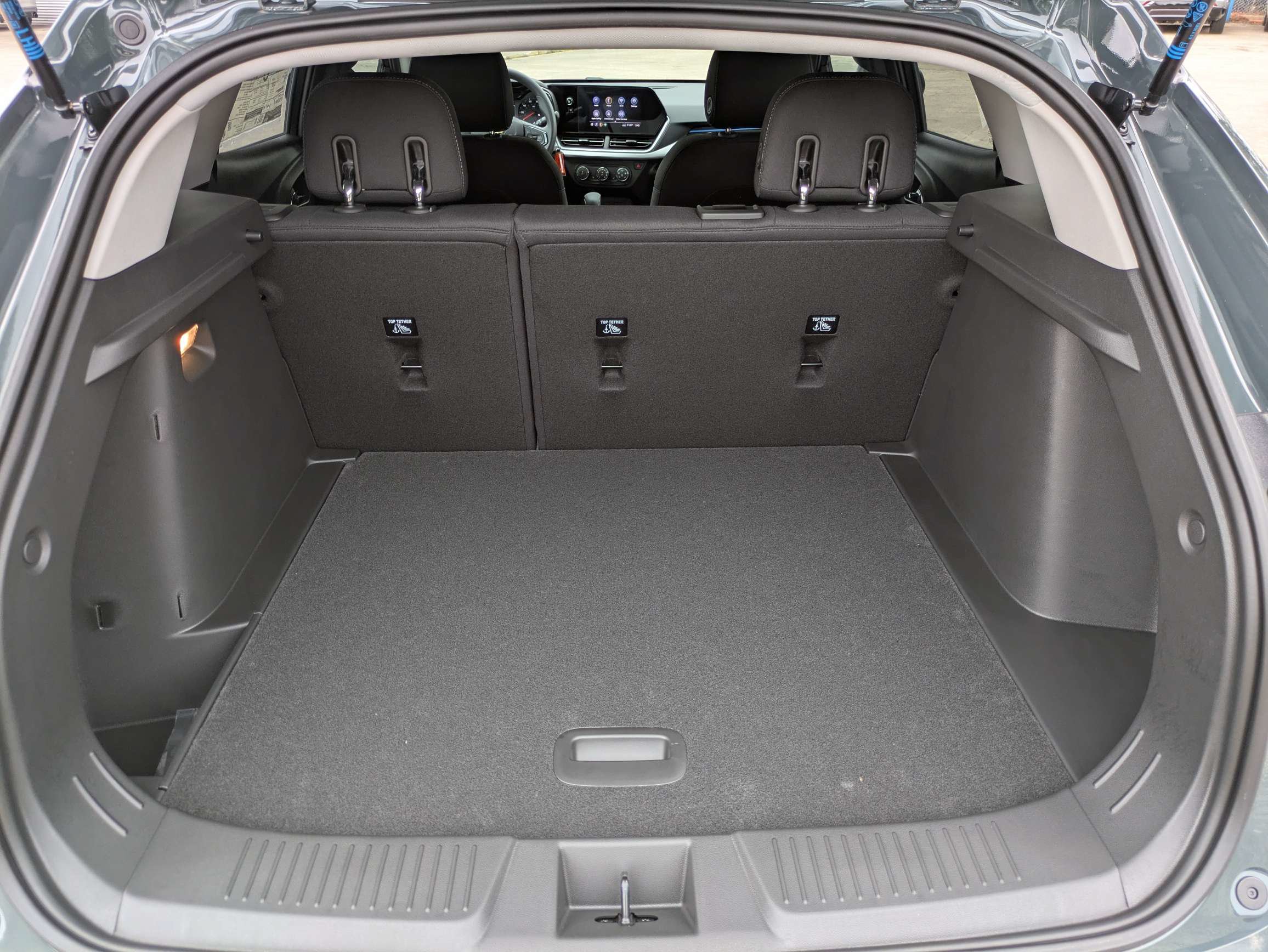 New 2026 Chevrolet Trax LS w/ LS Convenience Package FWD image 7