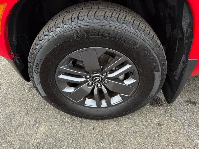 Certified 2025 Nissan Frontier SV RWD image 8
