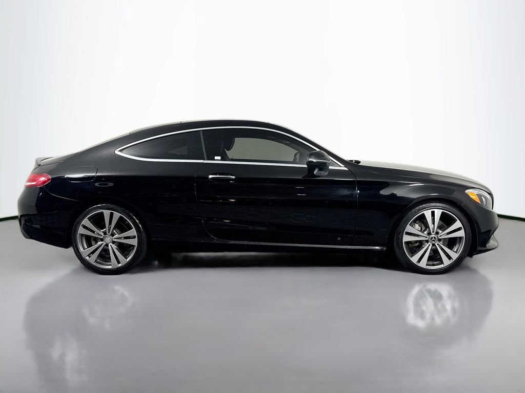 Used 2017 Mercedes-Benz C 300 Coupe image 4