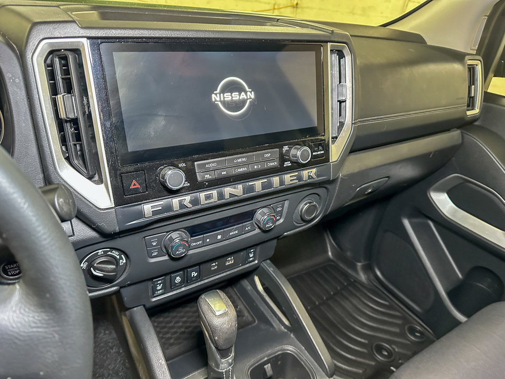 Used 2025 Nissan Frontier SV w/ SV Convenience Package AWD/4WD image 28