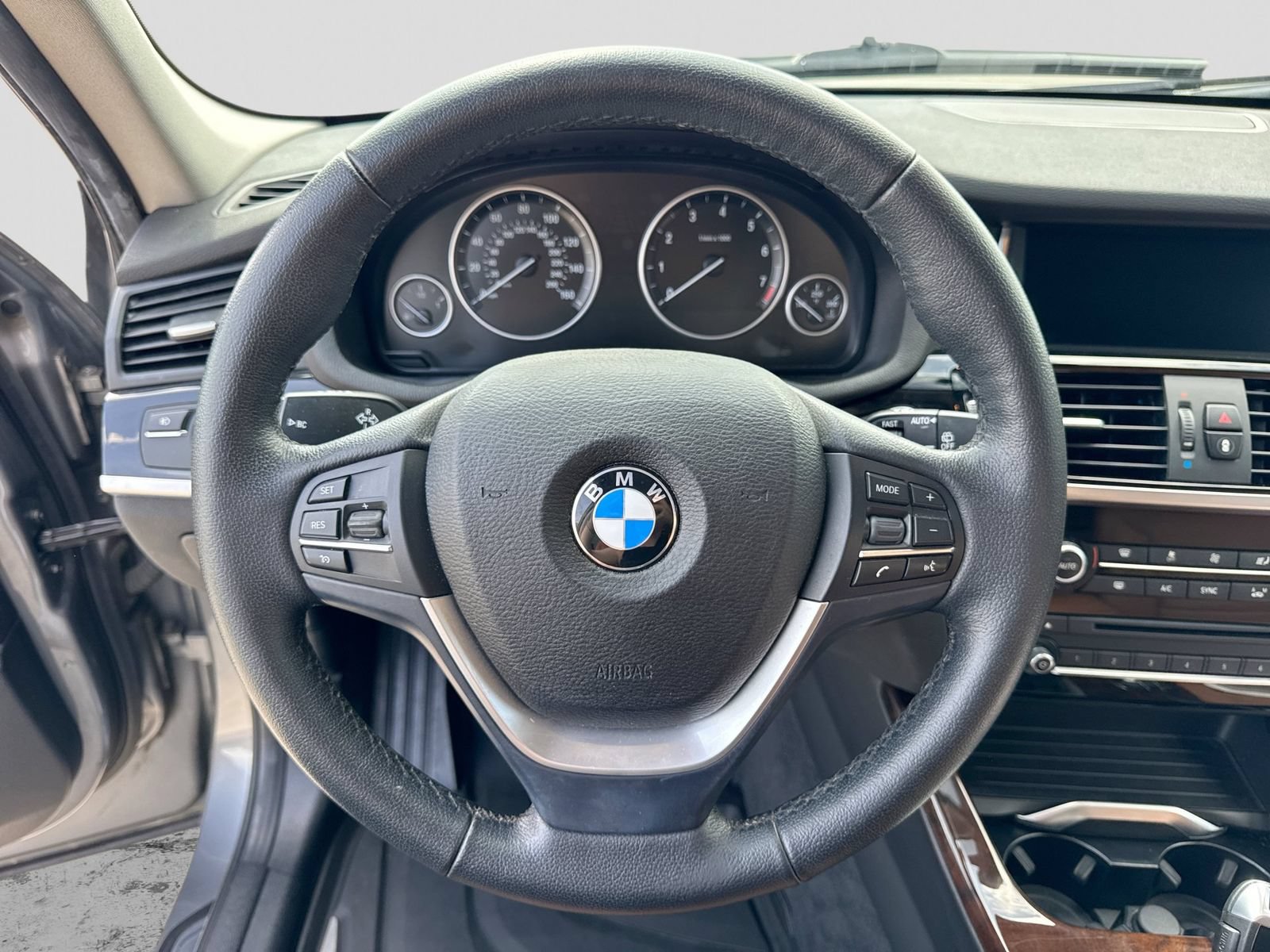 Used 2017 BMW X3 xDrive28i AWD/4WD image 28