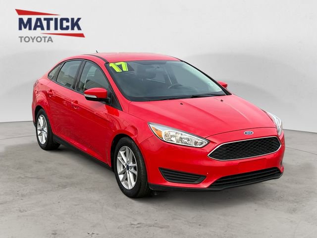 Used 2017 Ford Focus SE image 1