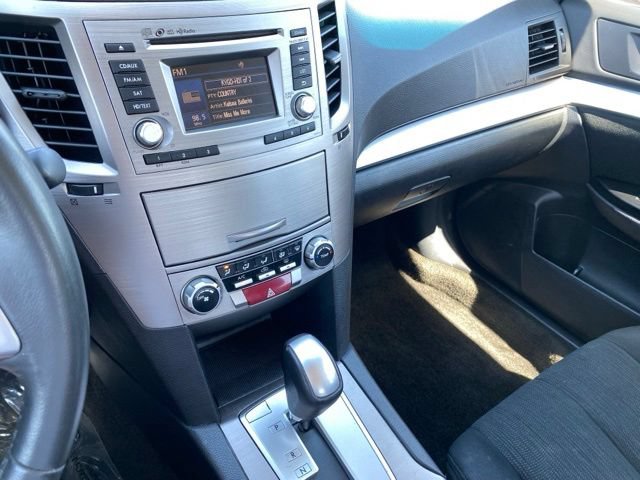Used 2014 Subaru Legacy 2.5i Premium w/ Moonroof Package AWD/4WD image 17
