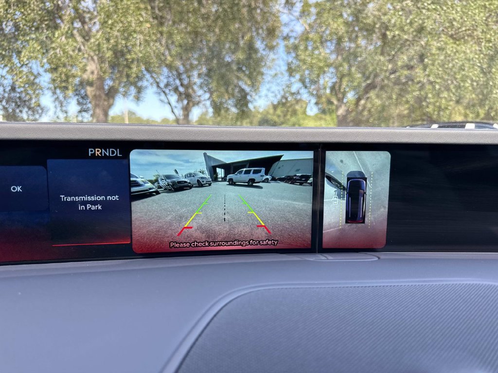 New 2026 Lincoln Nautilus Premier AWD/4WD image 24
