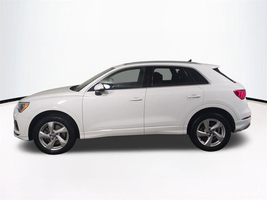 Used 2020 Audi Q3 2.0T Premium w/ Convenience Package image 8