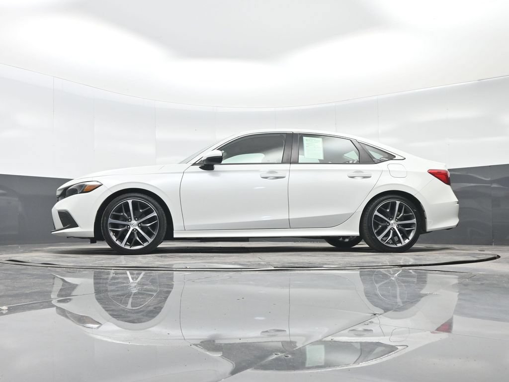 Used 2022 Honda Civic Touring image 27