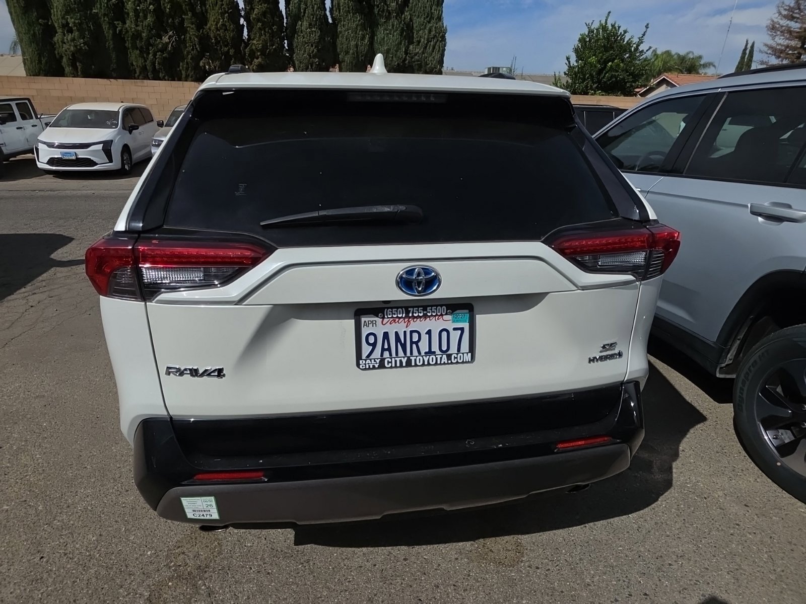 Used 2022 Toyota RAV4 SE w/ Convenience Package AWD/4WD image 5