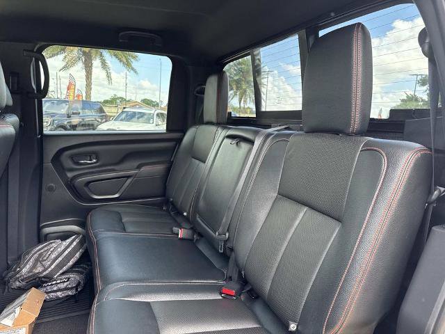 Used 2021 Nissan Titan PRO-4X w/ Pro-4x Convenience Package image 17