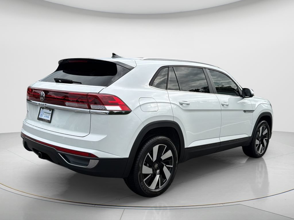 New 2026 Volkswagen Atlas Cross Sport SE FWD image 5