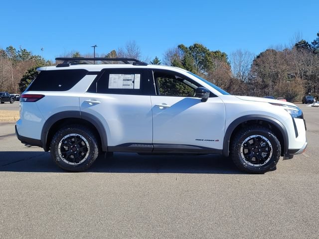 New 2026 Nissan Pathfinder Rock Creek w/ Rock Creek Premium Package AWD/4WD image 2