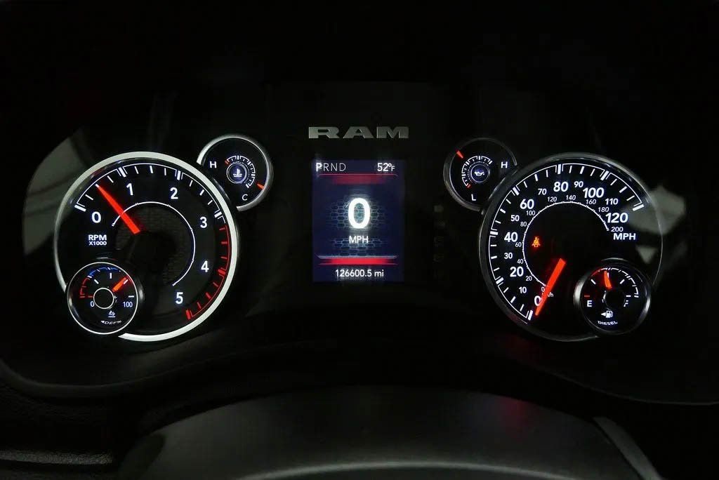 Used 2024 RAM 3500 Tradesman w/ Chrome Appearance Group image 24