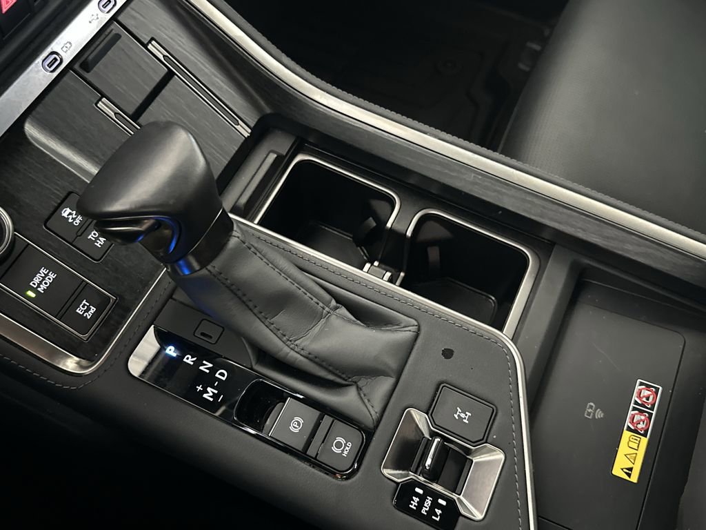 Used 2025 Lexus GX 550 w/ Cold Area Package image 28