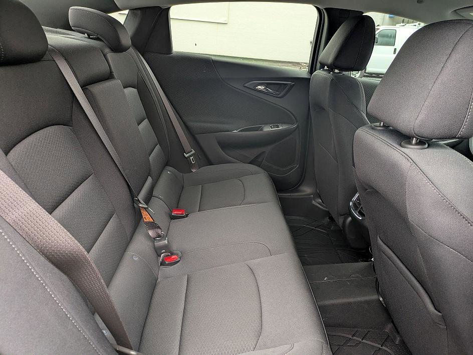 Used 2024 Chevrolet Malibu LT w/ LPO, Floor Liner Package image 29