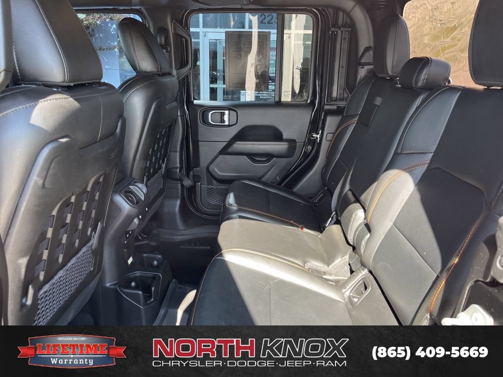 Used 2023 Jeep Gladiator Mojave w/ Cold Weather Group AWD/4WD image 13