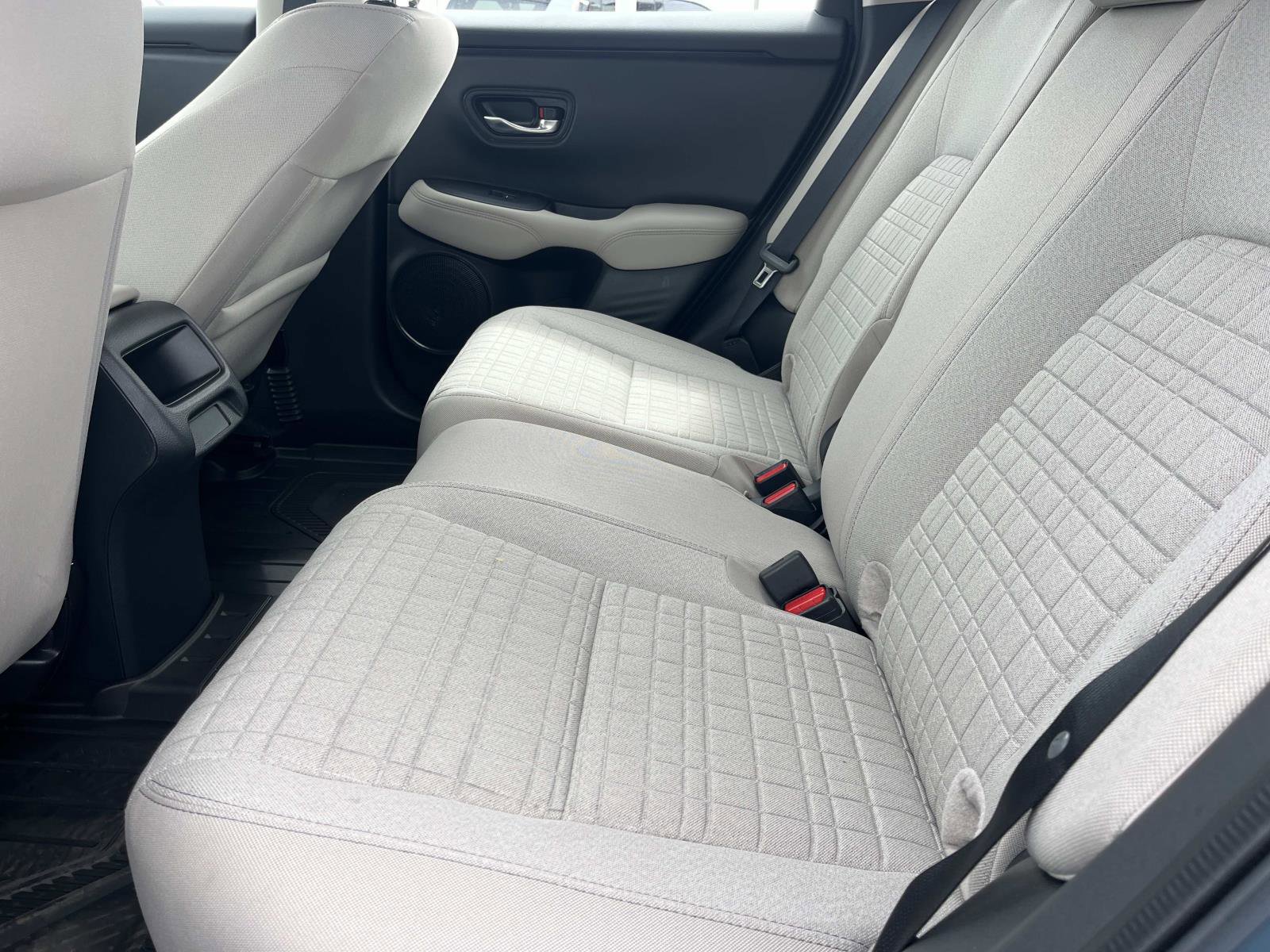 Used 2025 Honda HR-V LX image 18