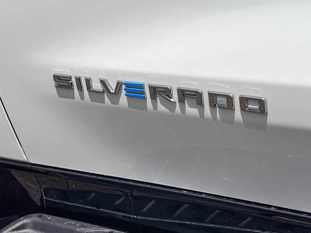 Used 2024 Chevrolet Silverado EV RST AWD/4WD image 12