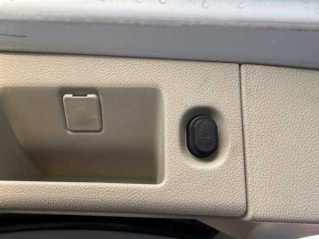 Used 2018 GMC Yukon XL Denali image 14