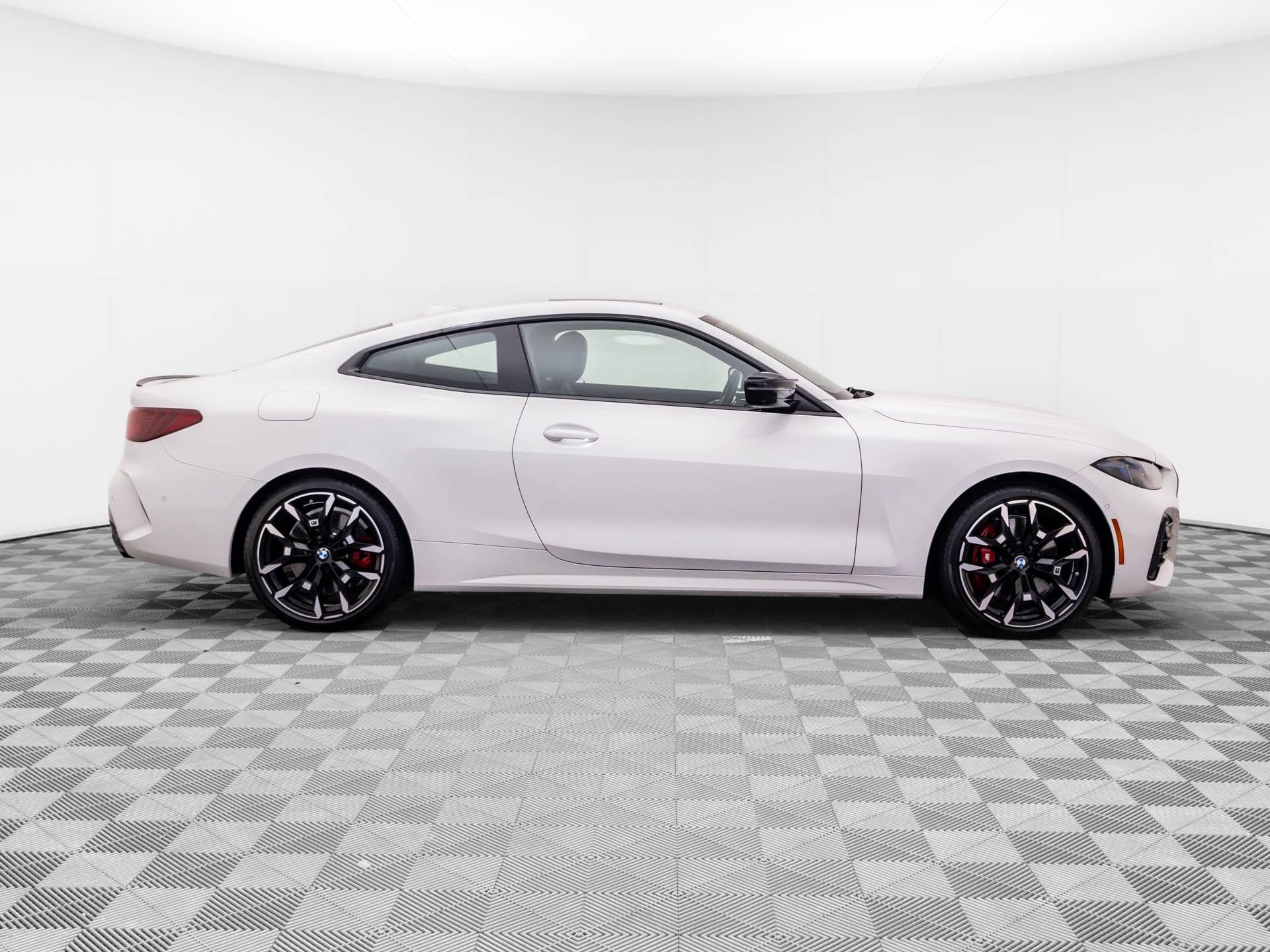 Used 2026 BMW 440i xDrive Coupe w/ Premium Package AWD/4WD image 6