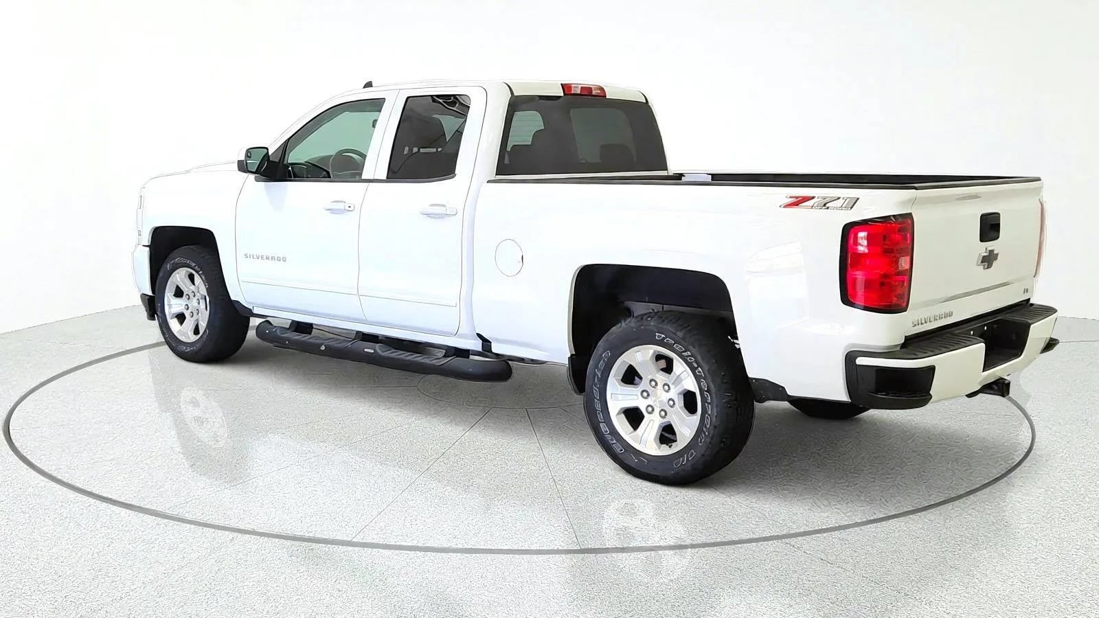 Used 2019 Chevrolet Silverado 1500 LT w/ All Star Edition AWD/4WD image 6