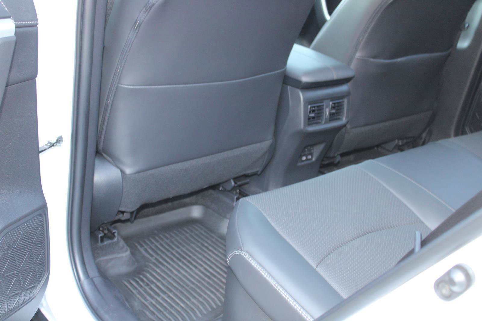 Used 2024 Toyota RAV4 Limited image 44