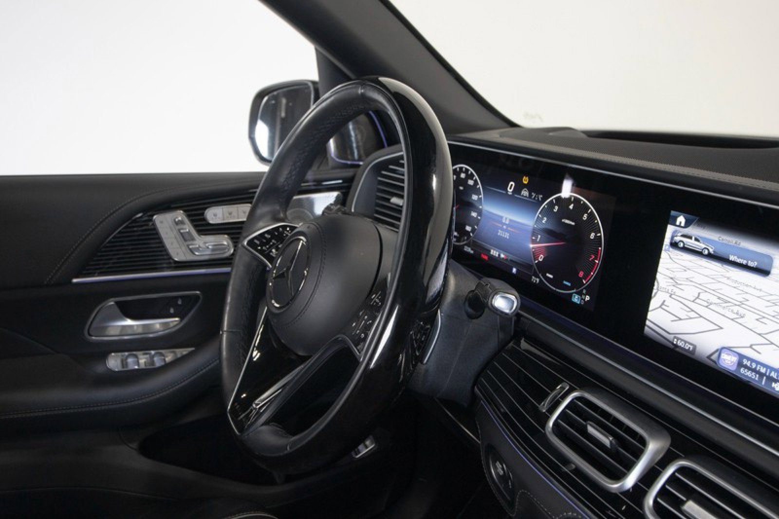 Used 2024 Mercedes-Benz Maybach GLS 600 4MATIC image 58