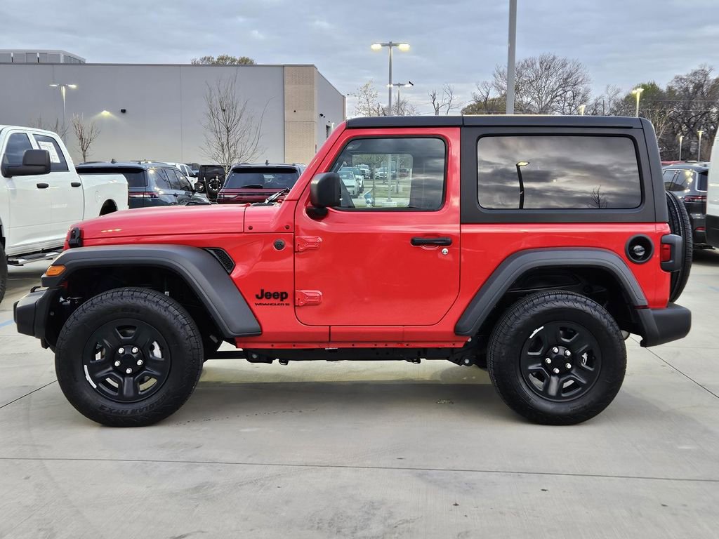 Used 2026 Jeep Wrangler Sport AWD/4WD image 3