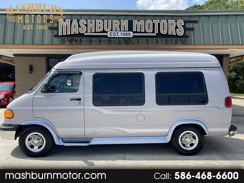 Used 1999 Dodge B1500 RWD image 1