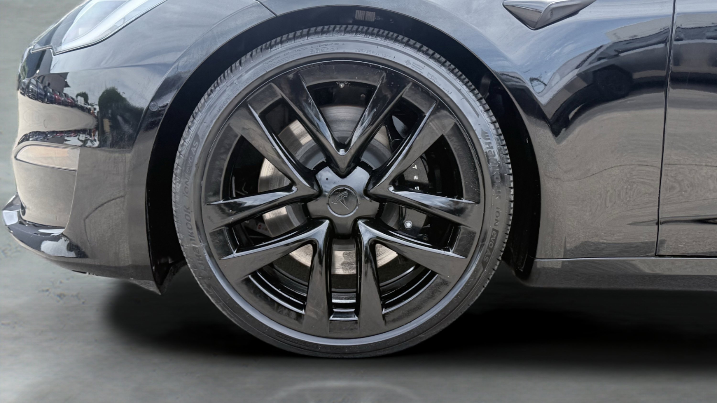 Used 2023 Tesla Model S Plaid AWD/4WD image 11